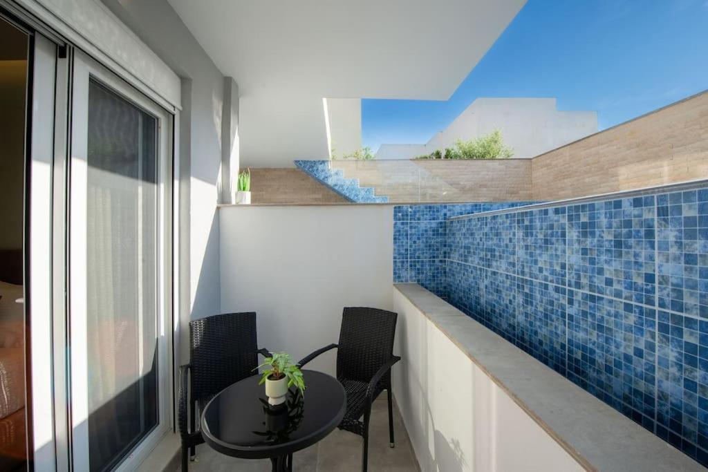 Apartment Santa Marina Luxury #2 With Pool *